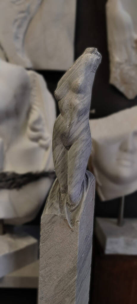 sculpture Naman Bardiglio marble