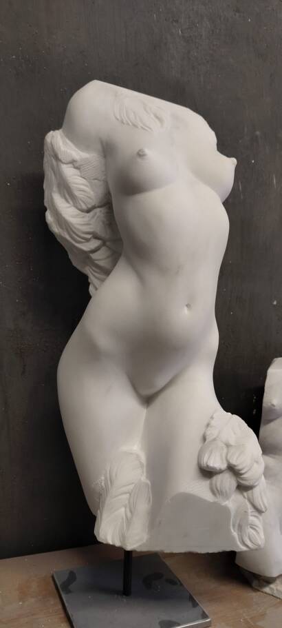 scultura Naman marmo statuario di Carrara